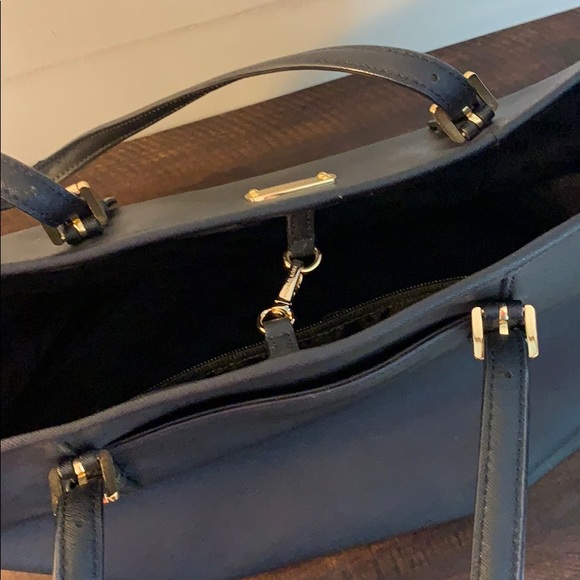 Michael Kors Jet Set Travel Multi Function Tote - Picture 4 of 5